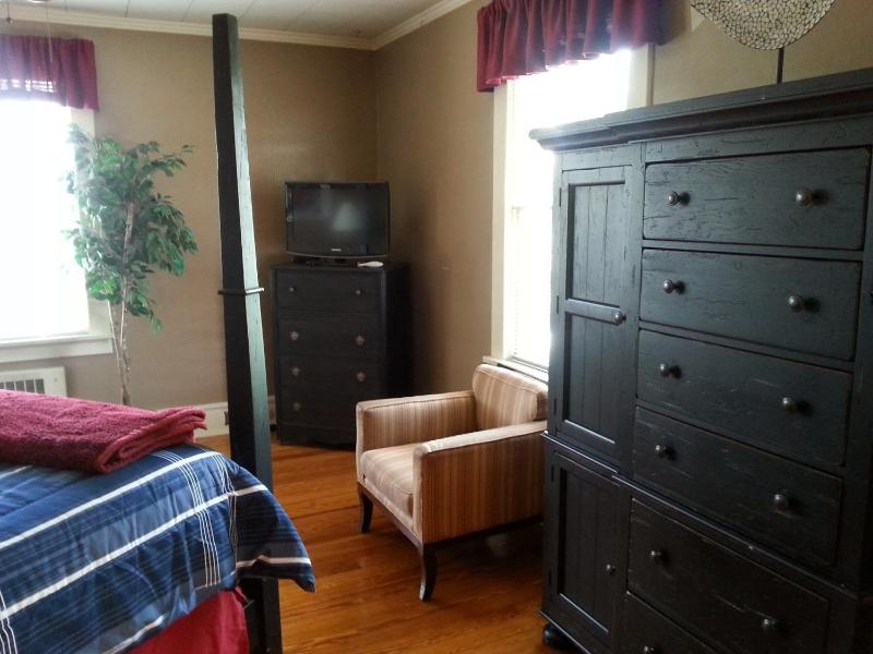 Executive Suite image 3