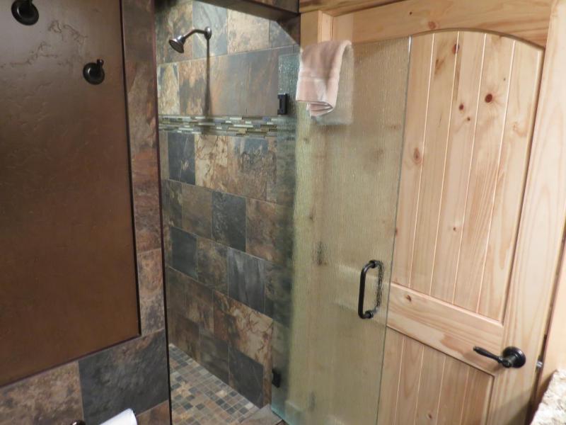 King Suite image 4