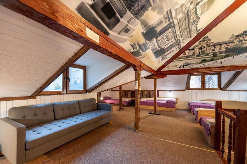 Central House for up to 20 Guests Entire Place - image 13