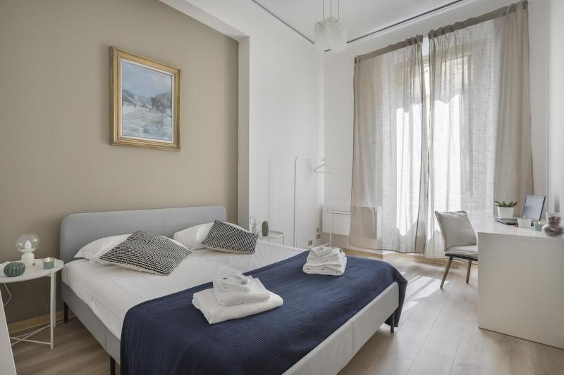 Family Apartment in the Heart of Florence - image 1