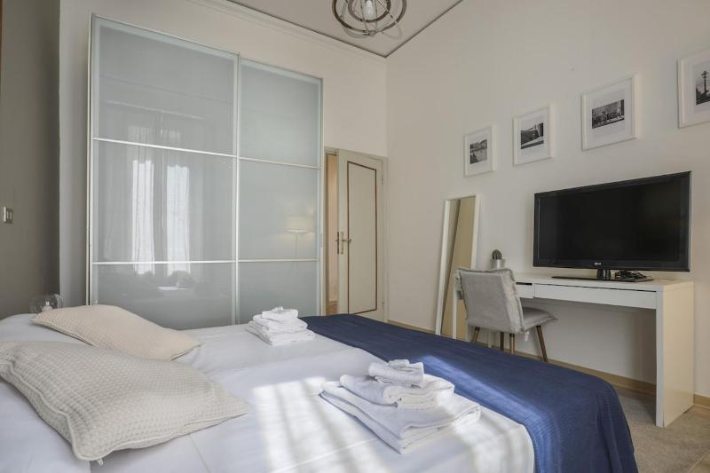 Family Apartment in the Heart of Florence - image 12