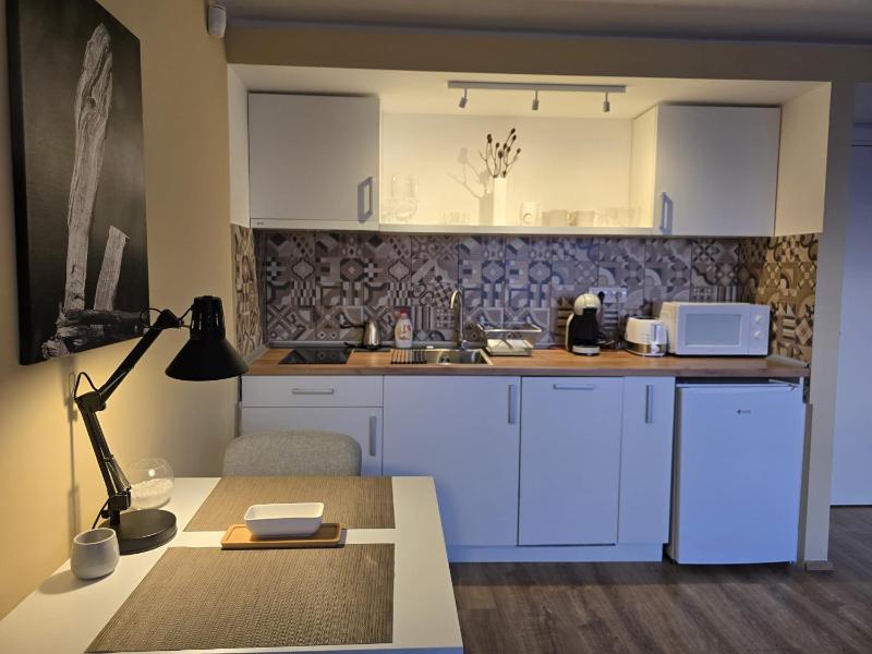 Crown Apartment - image 11