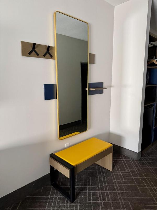 Comfort Inn & Suites Love Field-Dallas Market Center - image 14