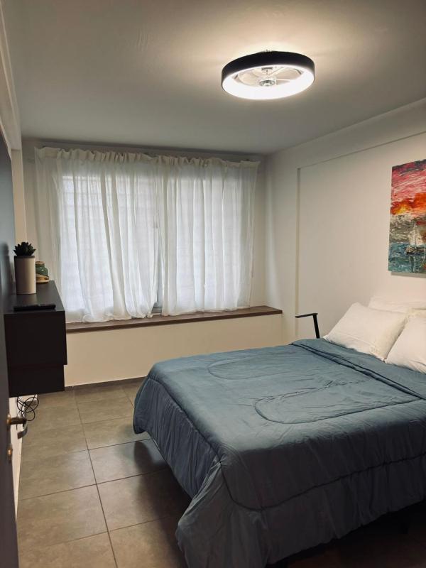 Departamento luminoso y acogedor en Alberdi - image 4