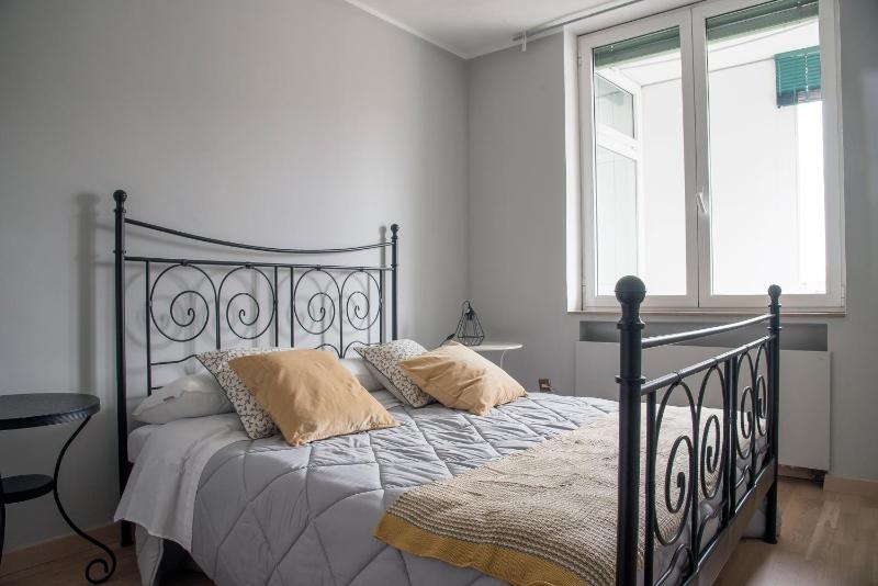 One-Bedroom Apartment with Balcony image 3