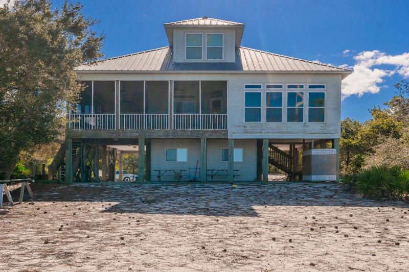 Pelican Roost 9407 - image 42