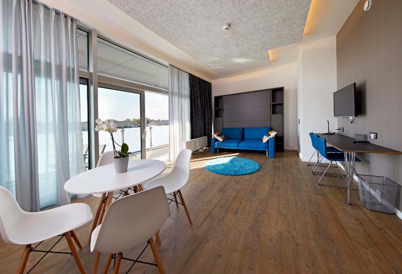One-Bedroom Apartment image 1