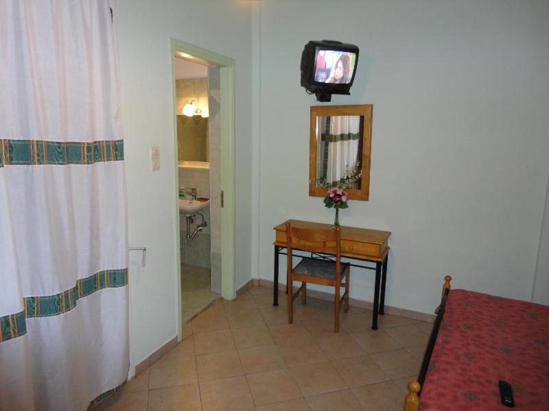 Studio with Terrace image 3