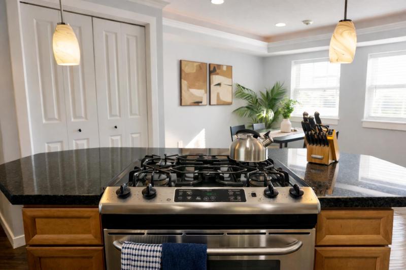 Salt Lake City Stay – Comfy 1BR Near It All - image 5