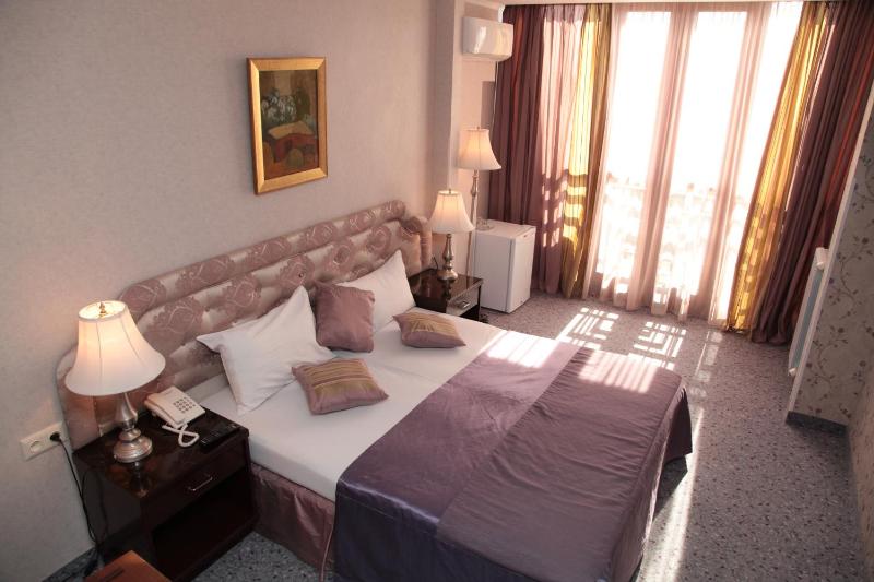 Classic Suite image 4