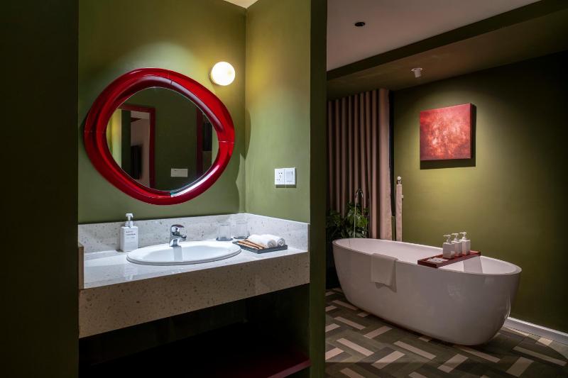 AVA Senses Hotel Hồ Nghinh - Mỹ Khê Beach by AVA LAND - image 9