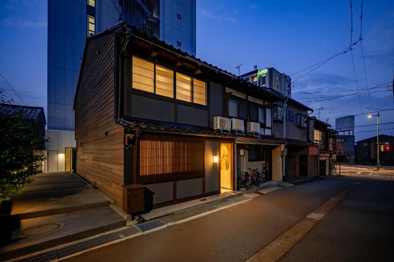 Komachi Residence 金の鶴 - image 2