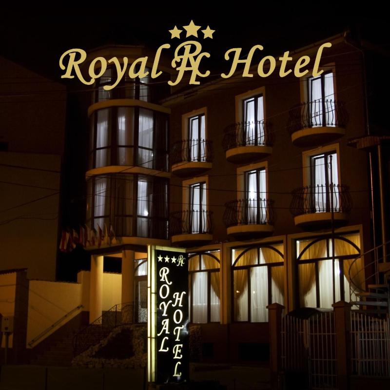 RHC Royal Hotel - image 1