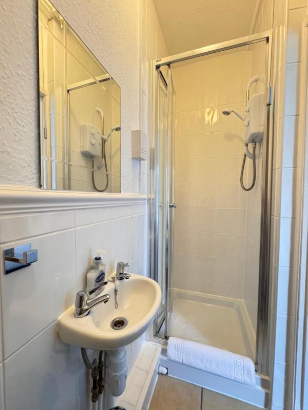 Gumfreston Guest House - image 36