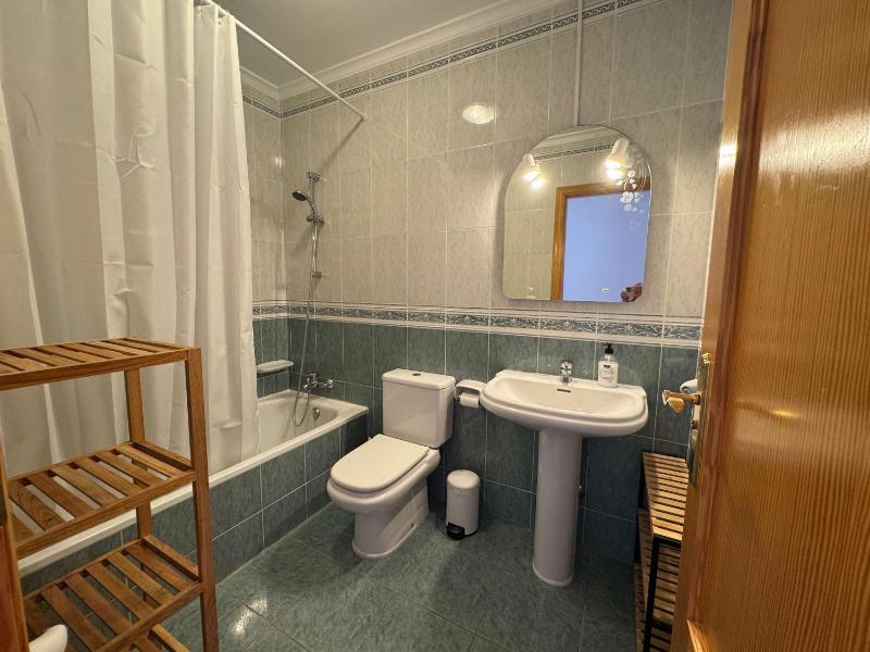 Beachnear terraced house with wonderful sea-views - image 11