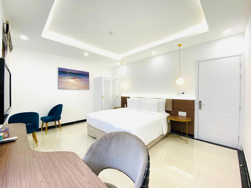 2-Bedroom apartment 90m2 next to the sea in Sunset Town - image 3