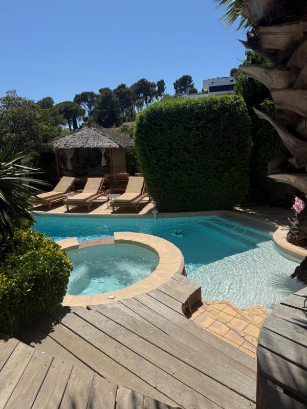 Villa St Jean SUITE Romantique - image 1