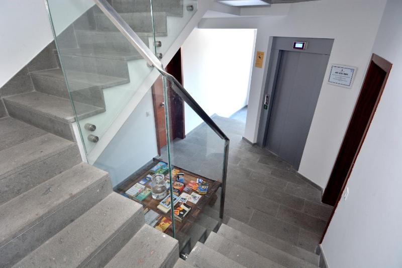Penthouse Apartment (5 Adults) image 3