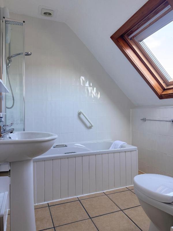 Gumfreston Guest House - image 16