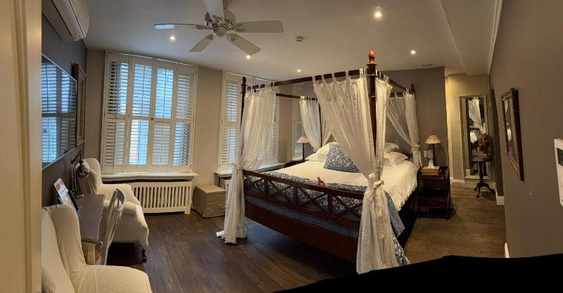 La Luna Guesthouse - image 8
