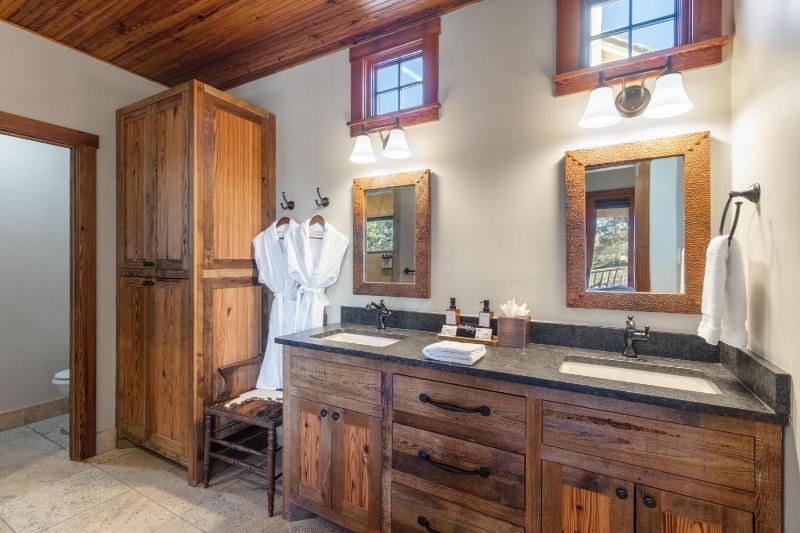 Blacksmith Quarter's on Barons Creek - image 44
