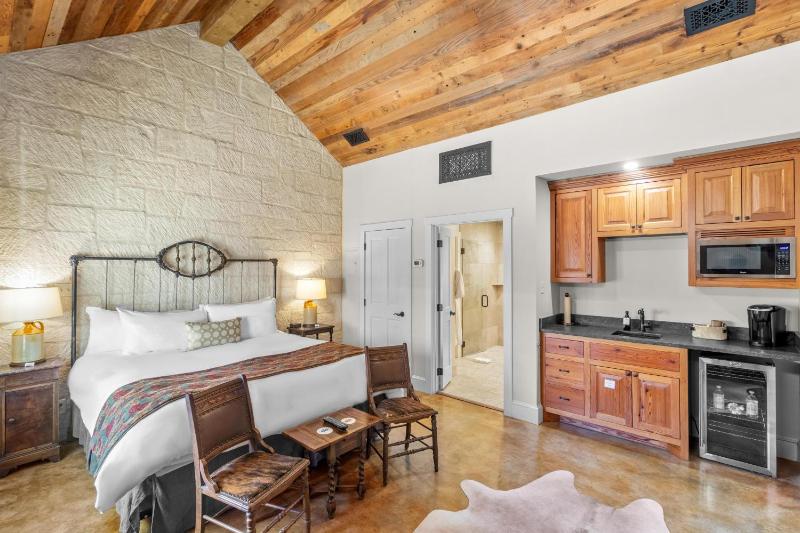 Blacksmith Quarter's on Barons Creek - image 37