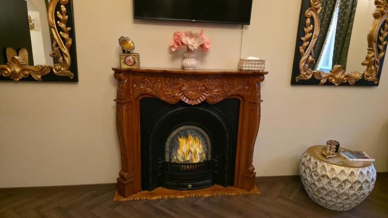 VICTORIAN HOUSE - image 49