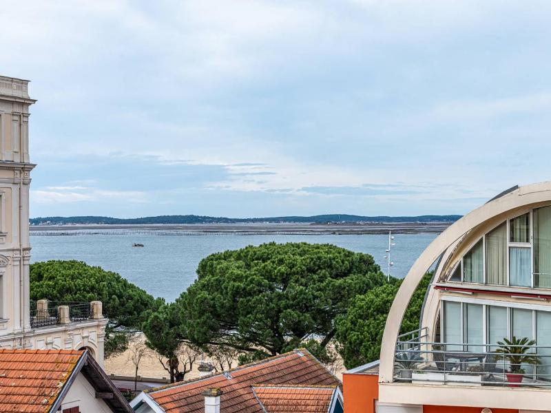 Appartement T3 spacieux avec parking balcons à 20m de la plage d'Arcachon - image 2