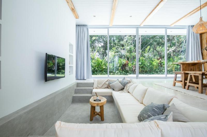 Modern 2BR Villa 4min to Bingin's Coastal Charm - image 7