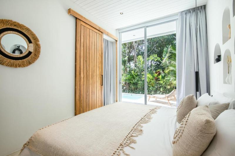Modern 2BR Villa 4min to Bingin's Coastal Charm - image 5