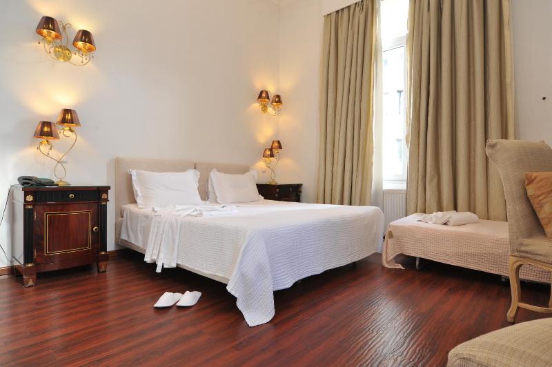 Triple Room image 4