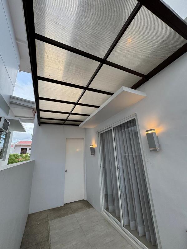 Taal & Tagaytay Escape • 4BR Modern Home - image 13