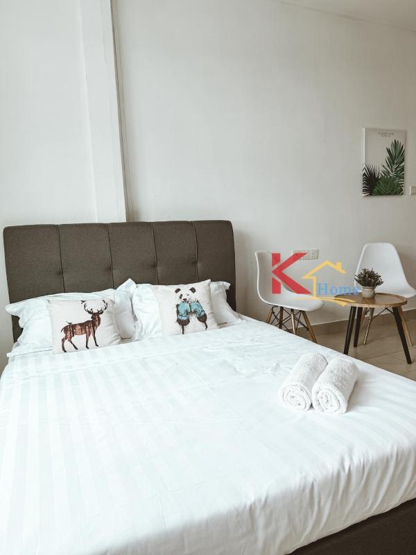 K Home - Cozy 2-Storey Home -5R3B -16 Pax - CityKK - ImagoMall - image 9