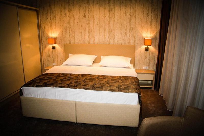 Double or Twin Room image 1