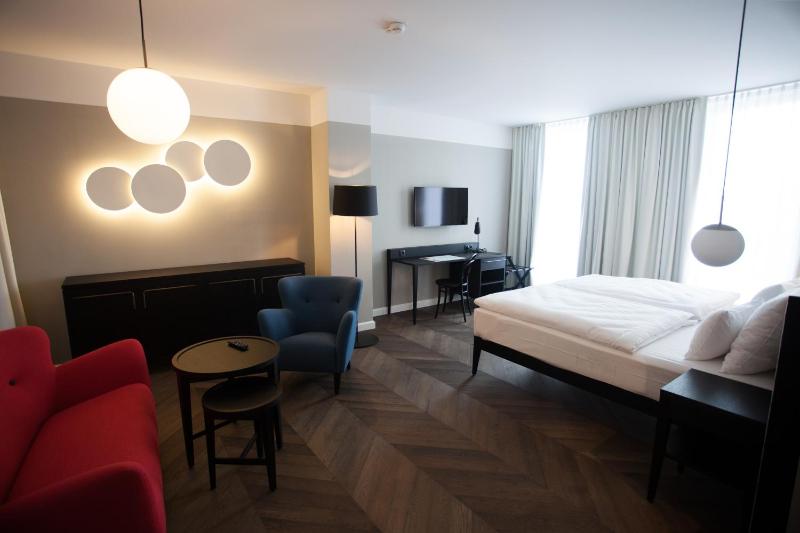 Junior Suite with Terrace image 1