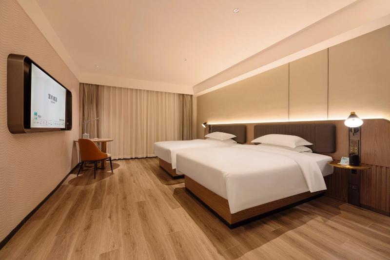 Echarm Hotel Chongqing Jiefangbei Hongya Pedestrian Street - image 15