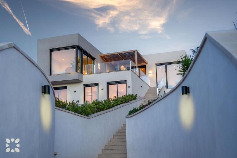Villa Casanova Beach by Abahana Villas - image 5