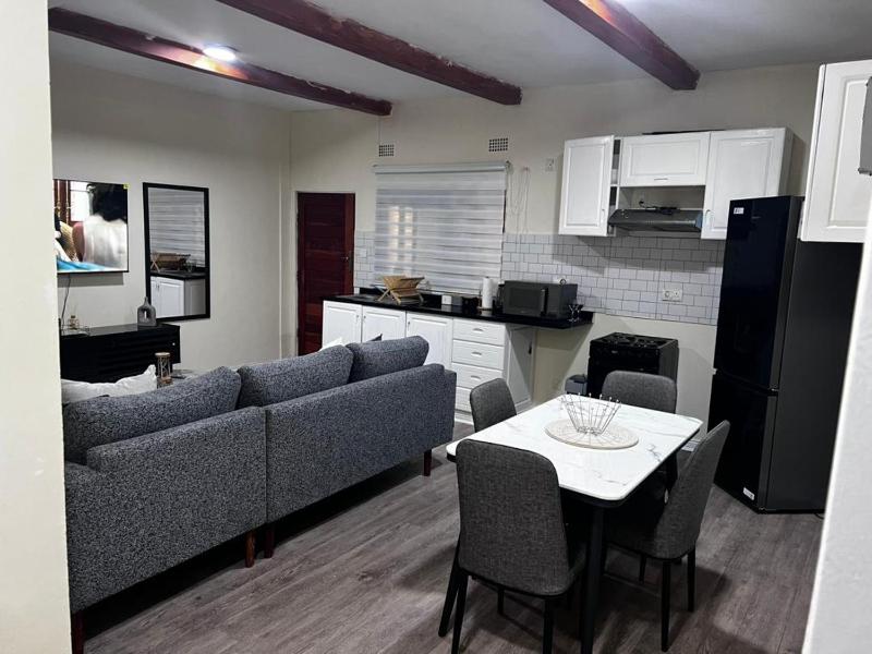 6ALouieVille - image 1