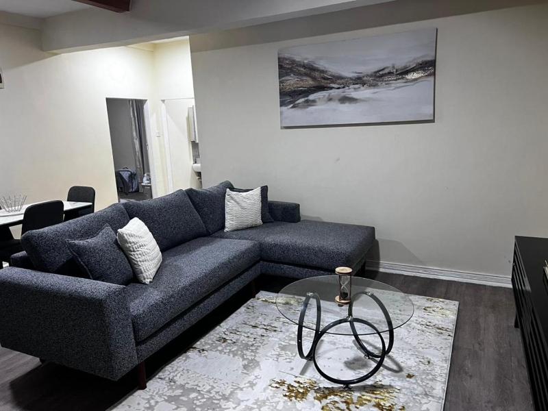 6ALouieVille - image 6