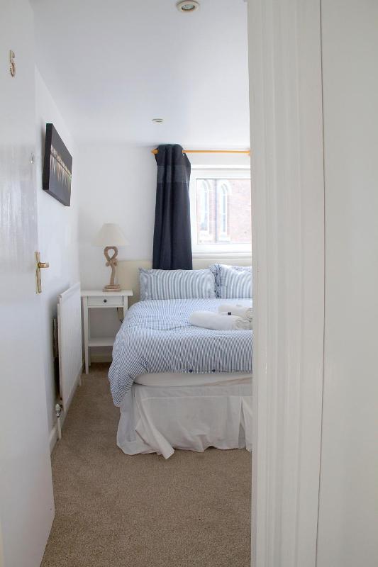 Small Double Room image 2