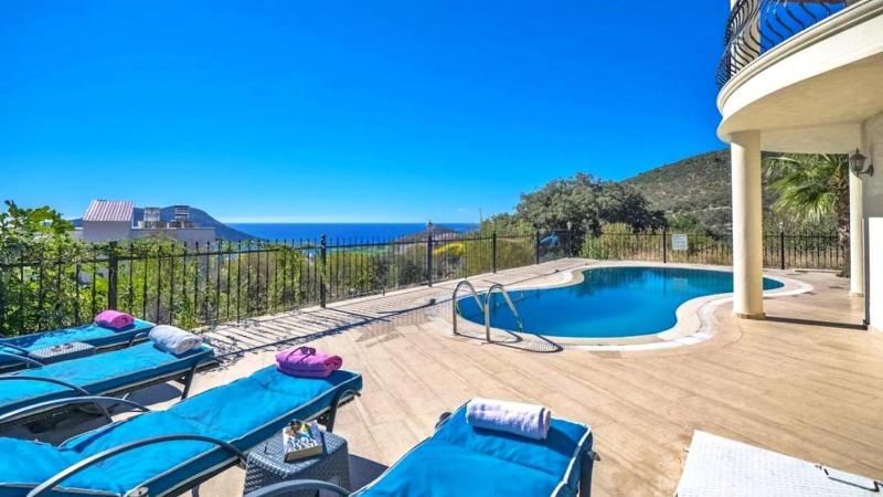 Kalkan 3 bedroom seaview villa with private pool - image 28