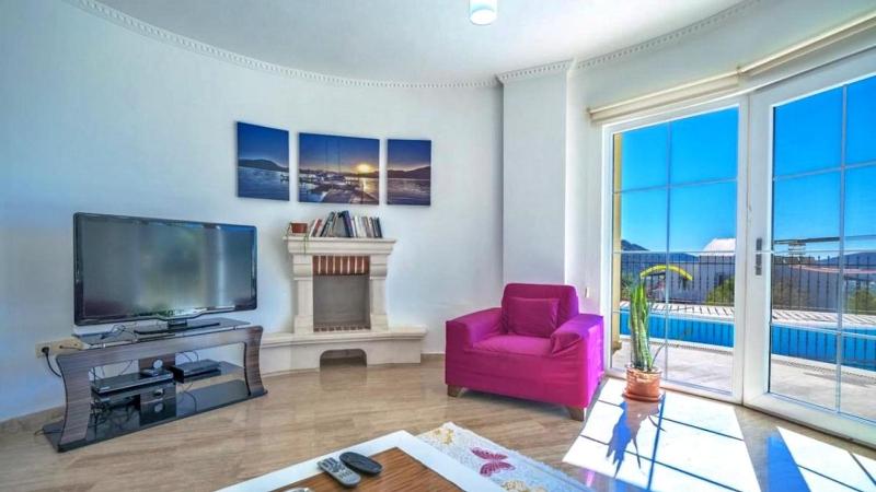 Kalkan 3 bedroom seaview villa with private pool - image 6