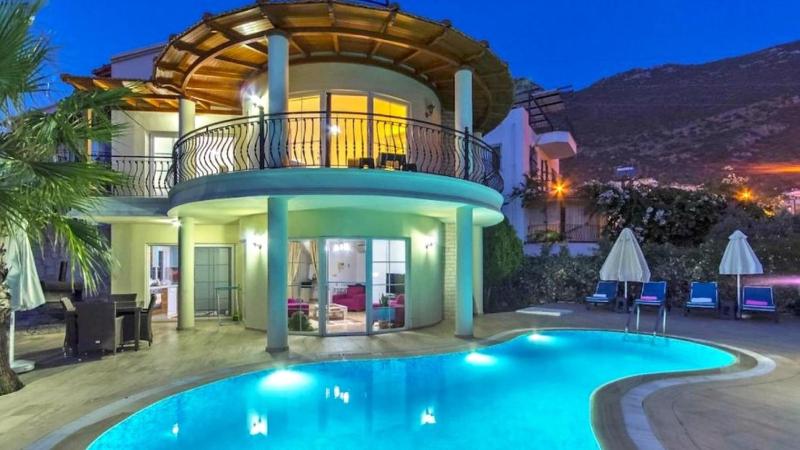 Kalkan 3 bedroom seaview villa with private pool - image 19