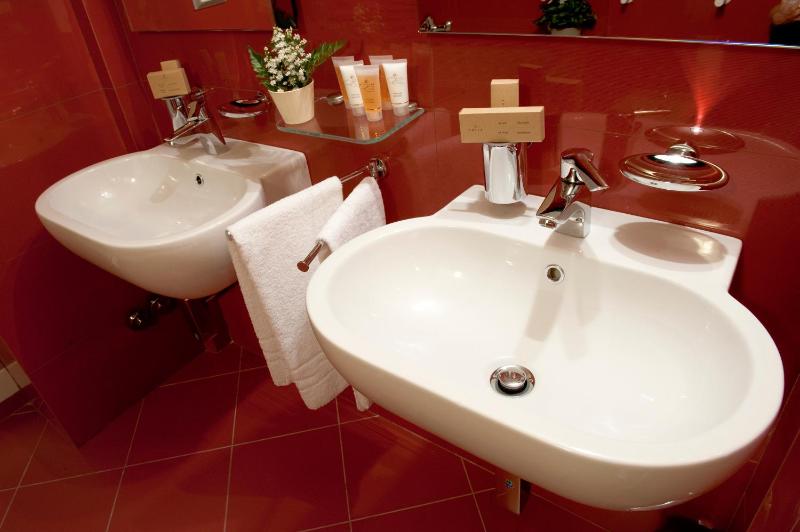 Duplex Junior Suite image 4