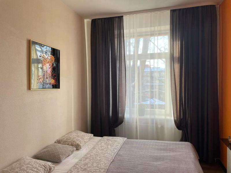 S6 Orange studio apartment - image 8