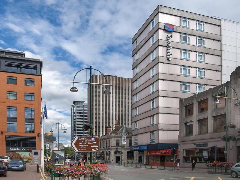 Travelodge Birmingham Central - image 1