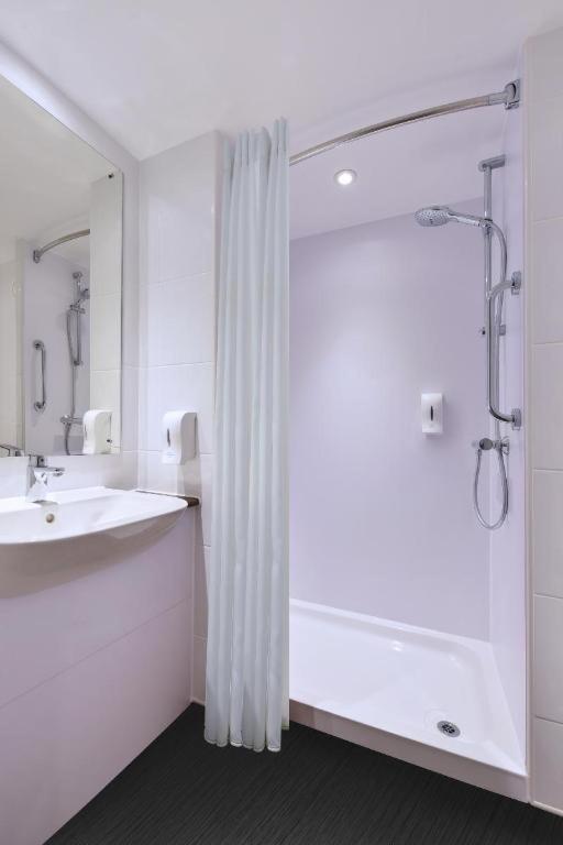 Travelodge Brighton Seafront - image 9