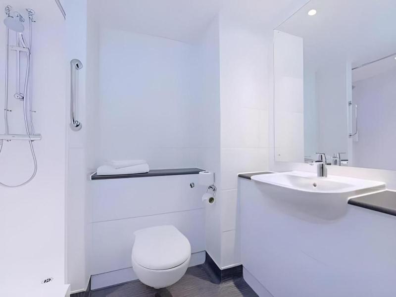 Travelodge Brighton Seafront - image 13