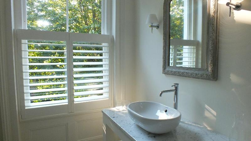 Deluxe Double Room with Shower image 2