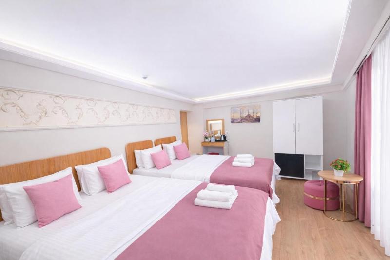 Ria Suites Boutique Hotel - image 15